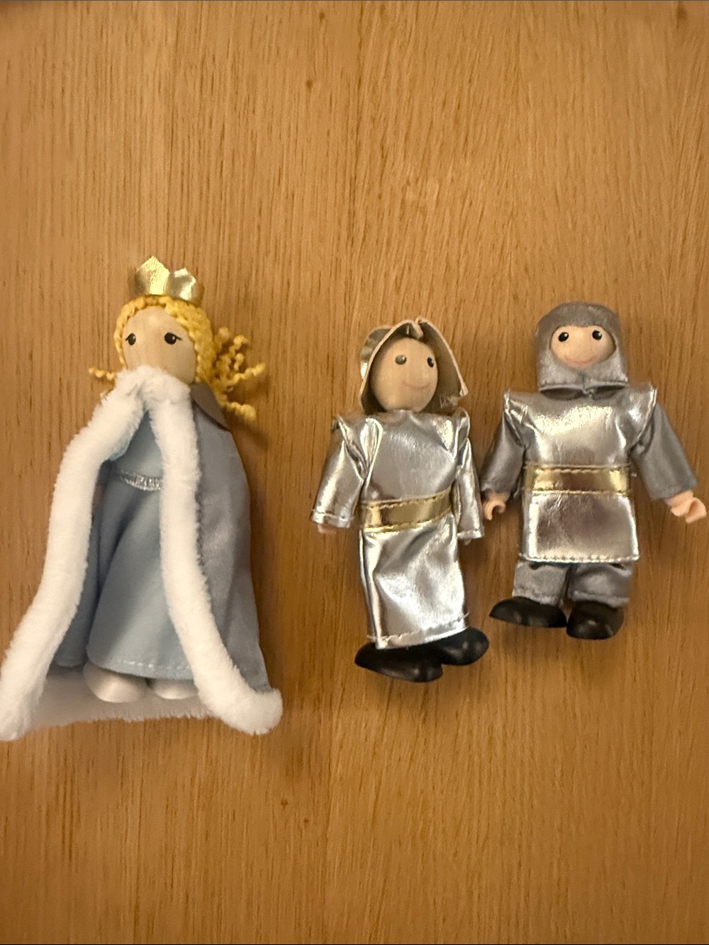 Pottery Barn Kids Queen and Knights Wooden Doll House Set